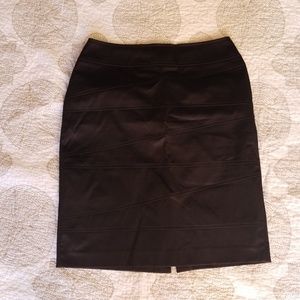 Alfani black knew length skirt